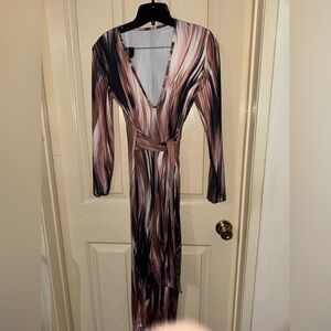 Wrap HOURGLASS ILLUSION body con dress long sleeve